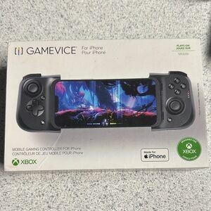 Gamevice Mobile Gaming Controller for iPhone - Black